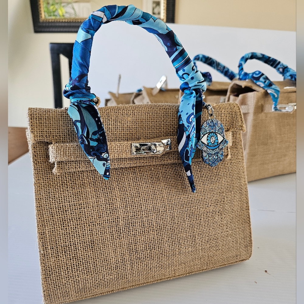 Elegant Tan Purse